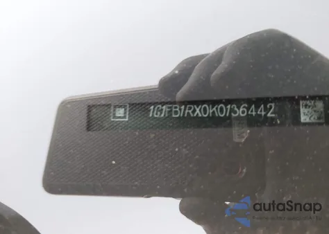 2019 Chevrolet Camaro 1Lt z USA, uszkodzony, nr VIN 1G1FB1RX0K0136442